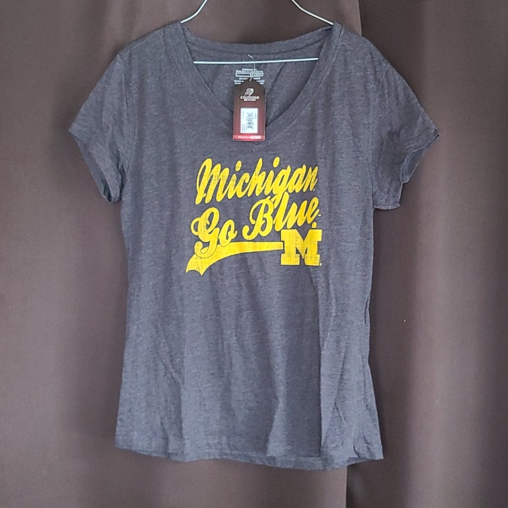 Ladies size XL university of Michigan tshirt